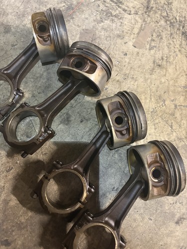 Piston avec bielle - 4,